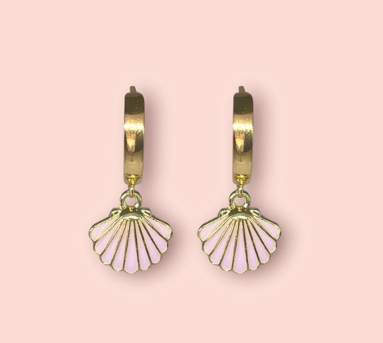 18K Gold Plated Pink Scallop Shell Huggies Hoop Earrings ocean charm
