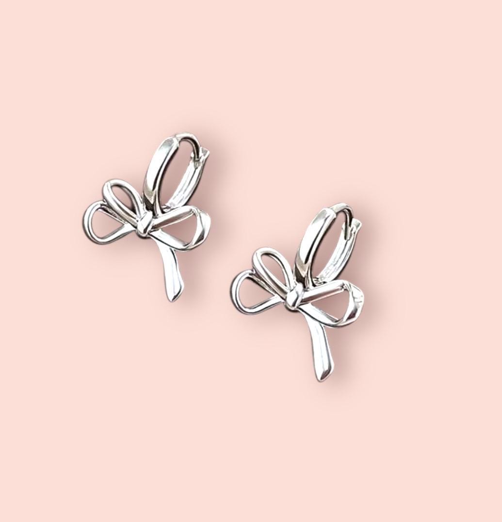 925 Sterling Silver 10mm Hoop Bow Huggies earrings