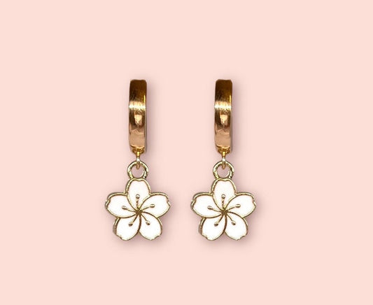 18K Gold Plated White Hibiscus Flower Huggies Hoop Earrings