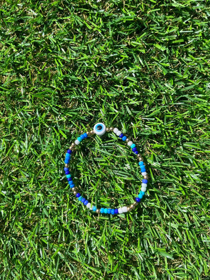 Evil eye seed bead bracelet!