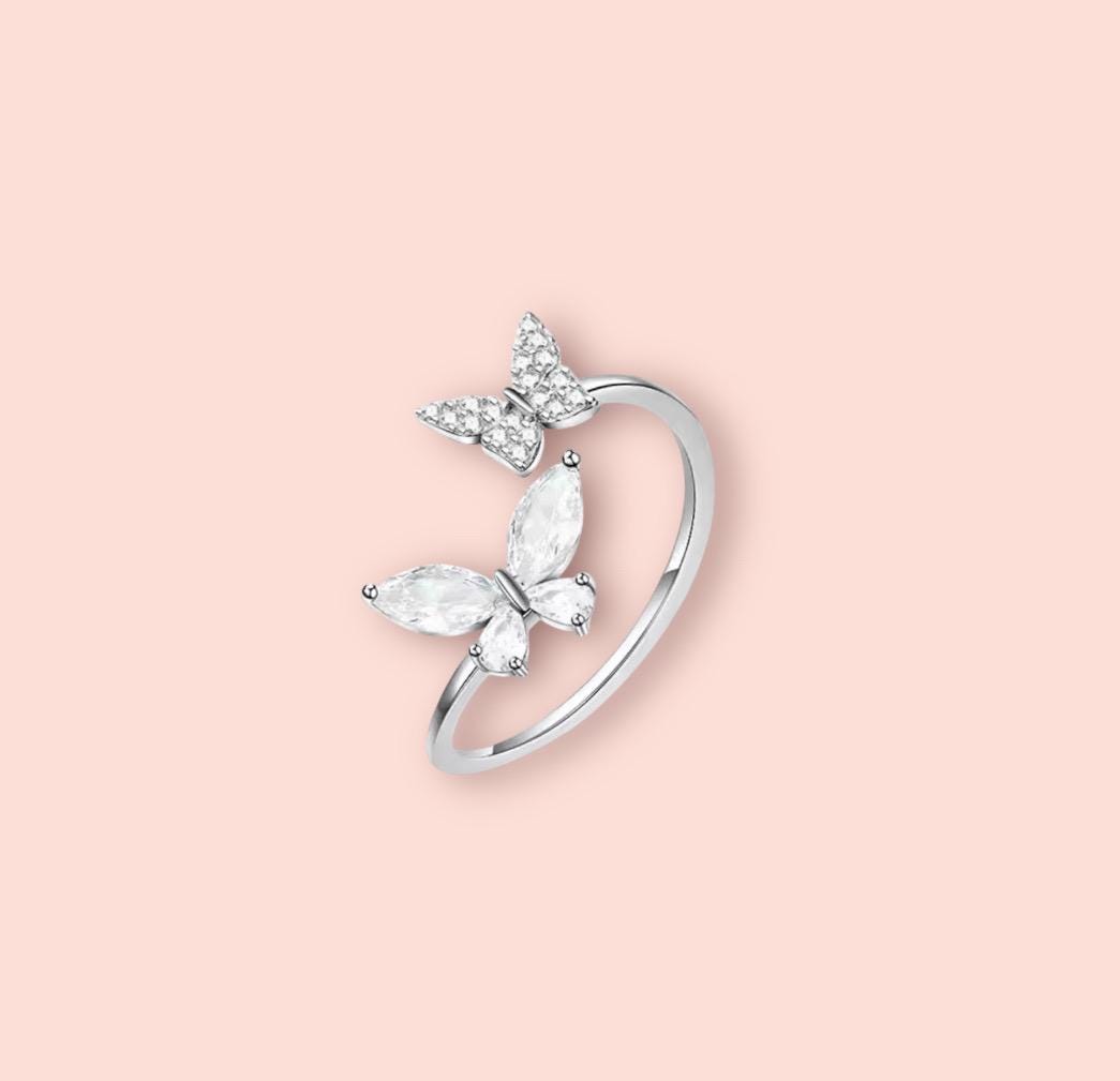 925 Sterling Silver Sparkle Butterfly adjustable ring!