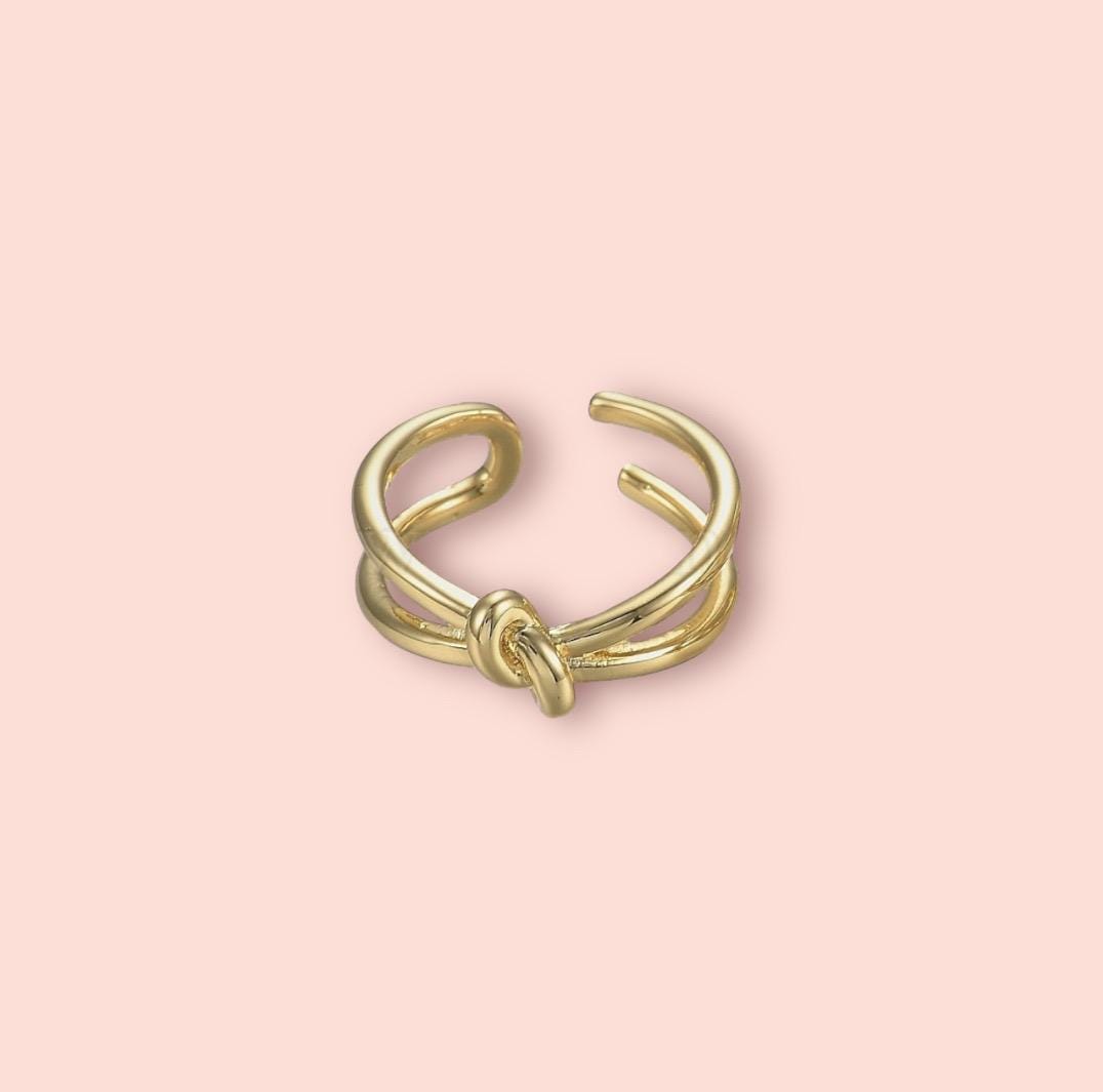 18K Gold Plated 17mm Knot ring!